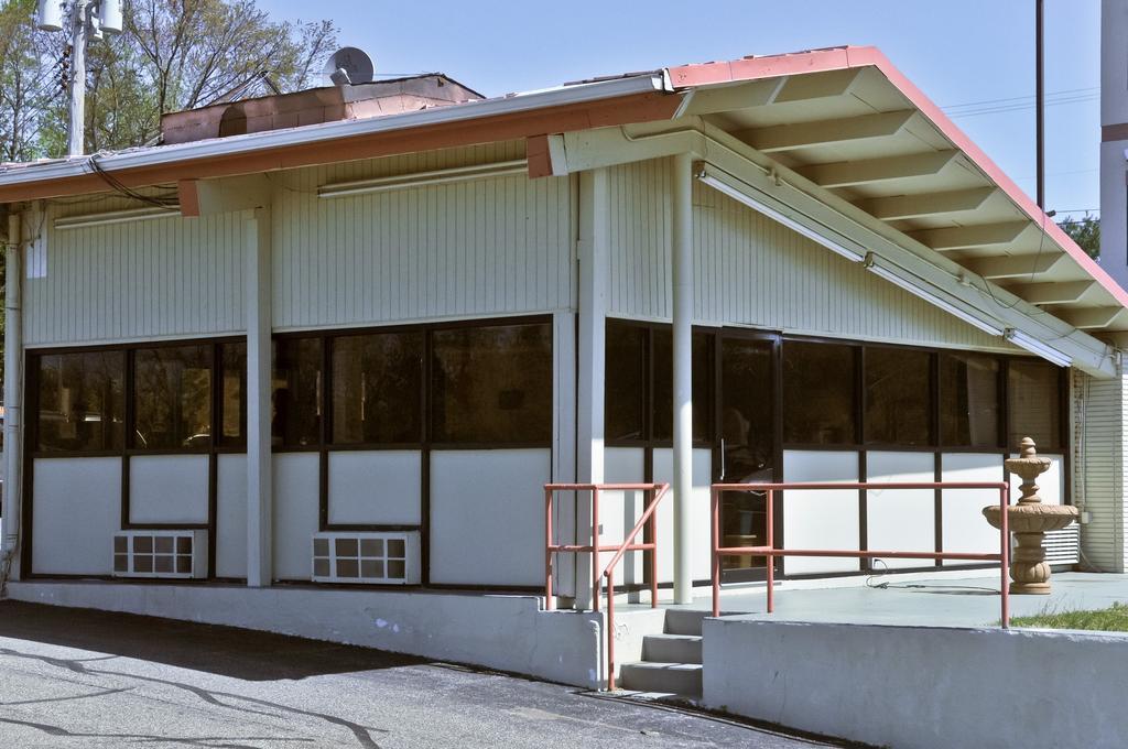 Village Inn Annapolis Exterior photo